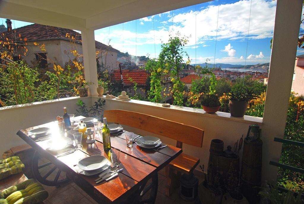 Apartment Salov Trogir Ngoại thất bức ảnh
